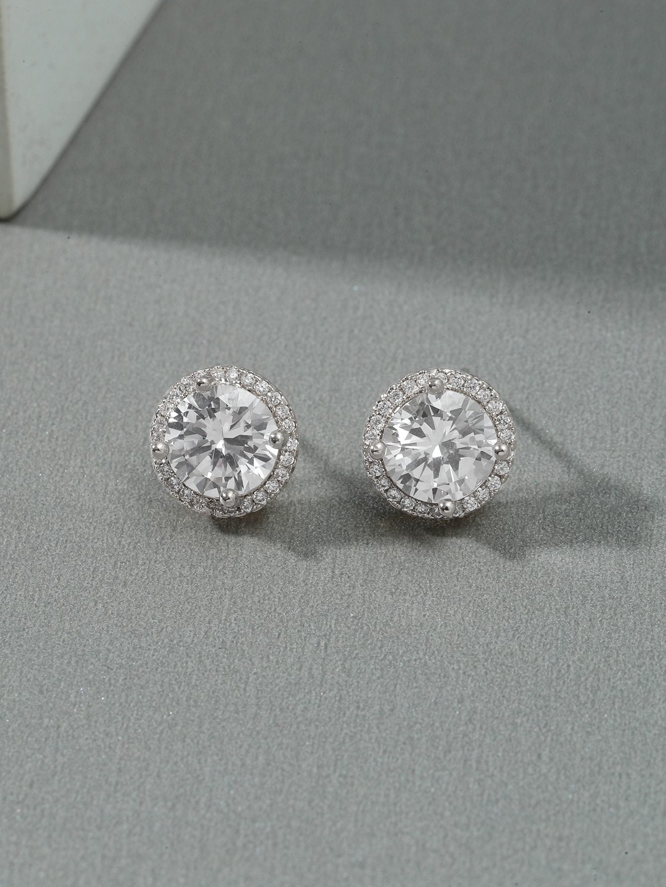 Micro Set Zircon Round Stud Earrings for Men – Elegant & Timeless Accessory - ZENTRION