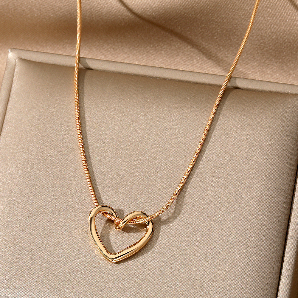 Niche Hollow Heart Necklace For Women - ZENTRION