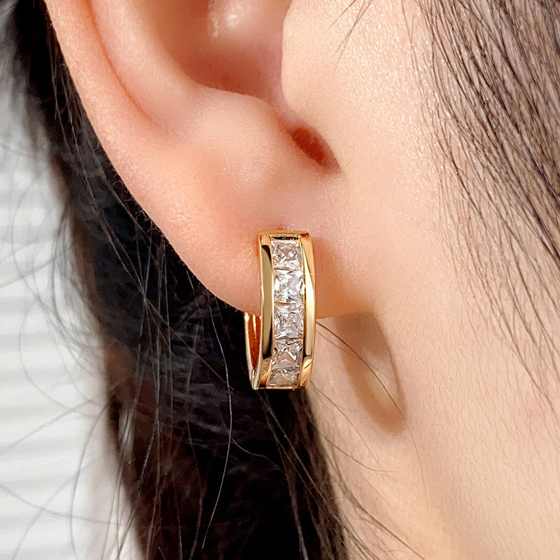 City Glow – Unisex Minimalist Square Earrings - ZENTRION