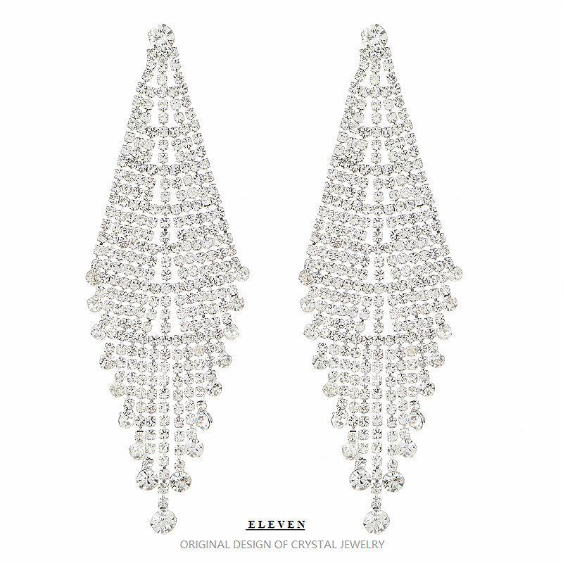 Sparkling Leaf Design Tassel Earrings – Bold Elegance for Women - ZENTRION